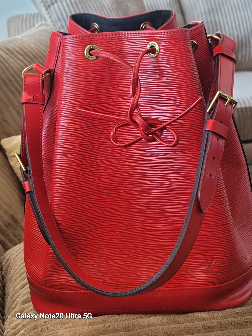 Louis Vuitton Red Epi Noe GM Leather Bucket Shoulder Bag